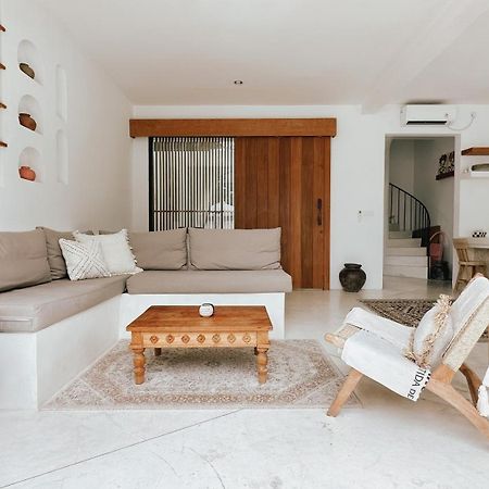 Villa Akhila Canggu Экстерьер фото