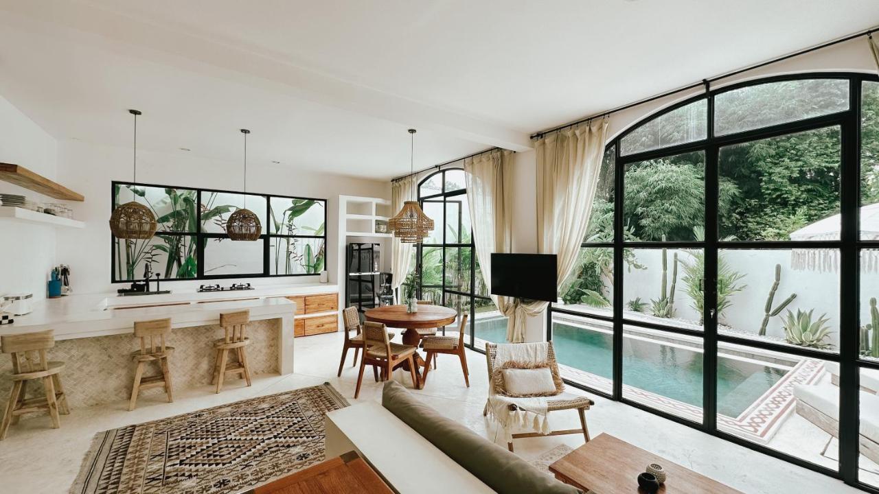 Villa Akhila Canggu Экстерьер фото
